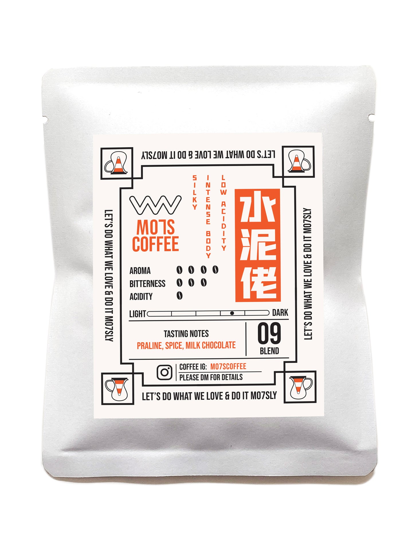 A rich cup of MO7S No.09 drip bag coffee with deep praline sweetness, herbal spice, and a milk chocolate finish.