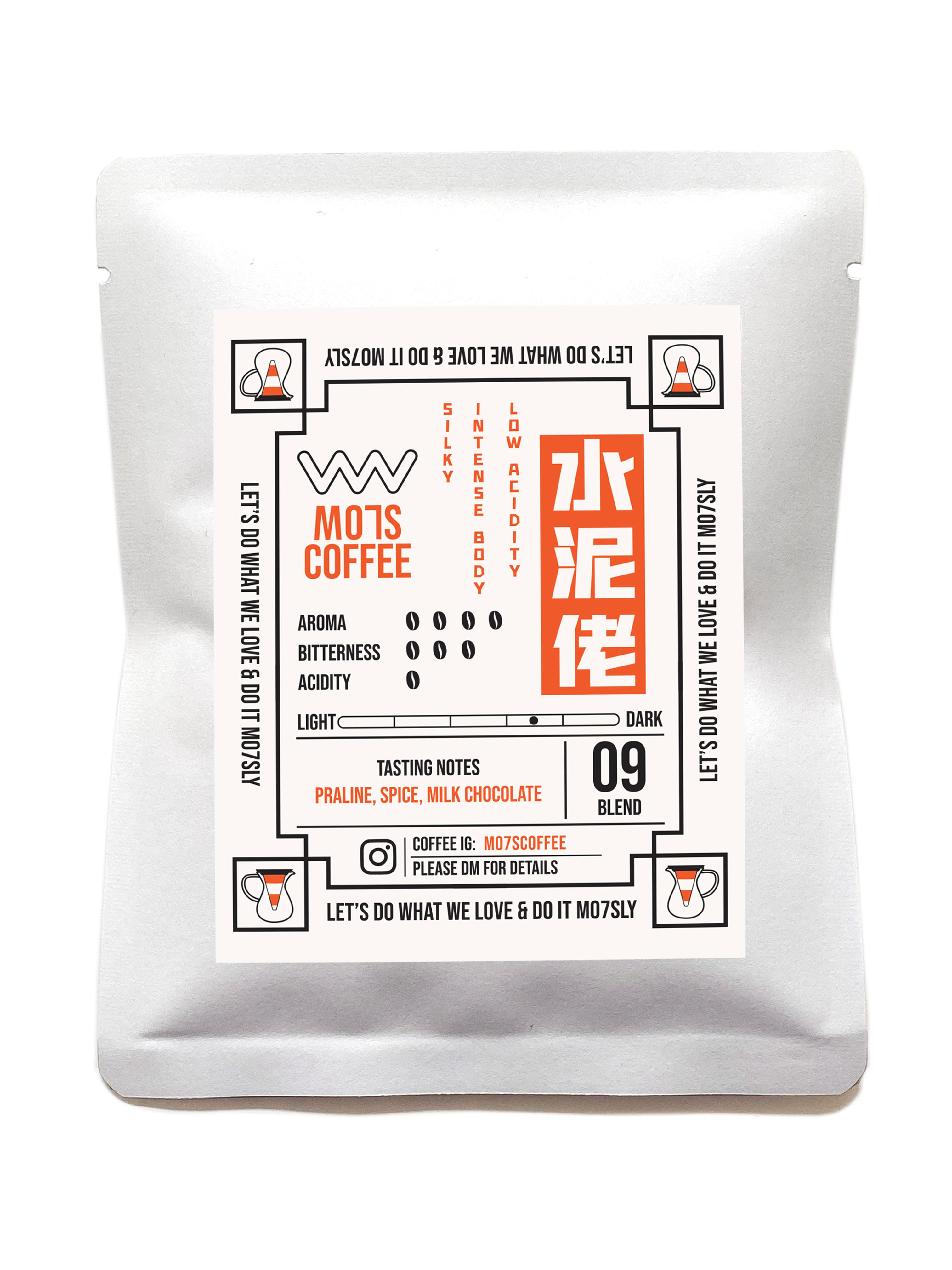 A rich cup of MO7S No.09 drip bag coffee with deep praline sweetness, herbal spice, and a milk chocolate finish.